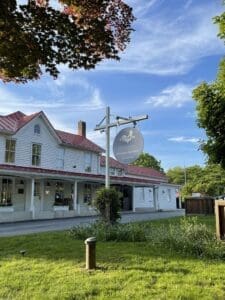 The Comas Inn Near Frederick