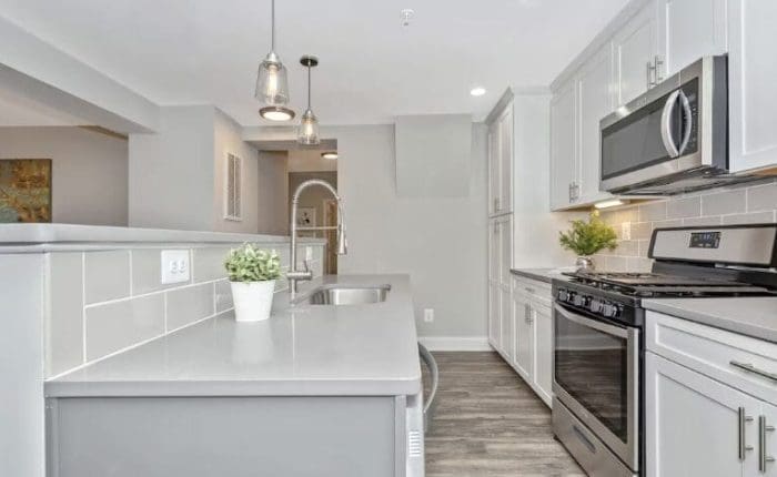 Modern-condo-rental-vrbo-frederick-md